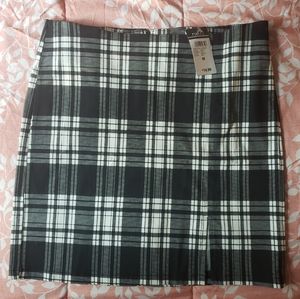 NWT Midi skirt